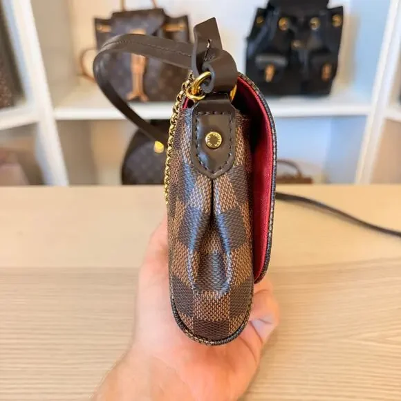 Louis Vuitton Favorite PM Damier Ebene - Picture 5 of 16